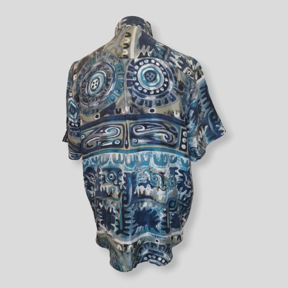 Abstract Pattern Shirt Mens Size L Blue Short Sleeve Silk Button Up Shirt - Picture 5 of 6